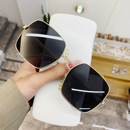 Neue Mode Klassische übergroße Schmetterling-Sonnenbrille für Frauen, Marken-Designer Metallrahmen, luxuriöse Schattierungen, Sonnenbrillen Eyewear Gafas UV400