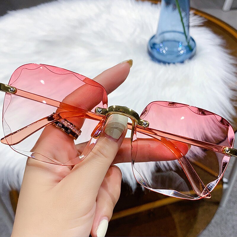 Mode Sonnenbrille für Frauen - Markendesigner-Sonnenbrille für Damen, Dekorationsaccessoires Eyewear UV400. Stil: Randlos